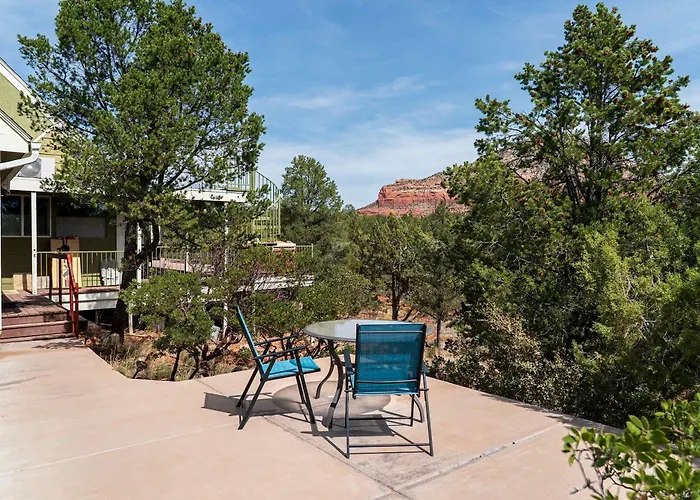 Sedona Hilltop Retreat Deck With Red Rock Views